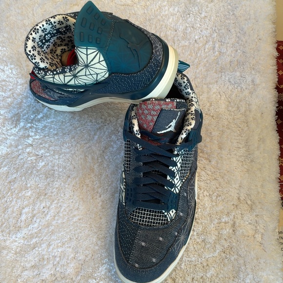 Nike Air Jordon Retro 4 Special Addition Size 11 - Picture 2 of 5